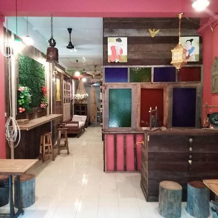 @Lanna House (Adults Only) Hostel Chiang Mai Buitenkant foto