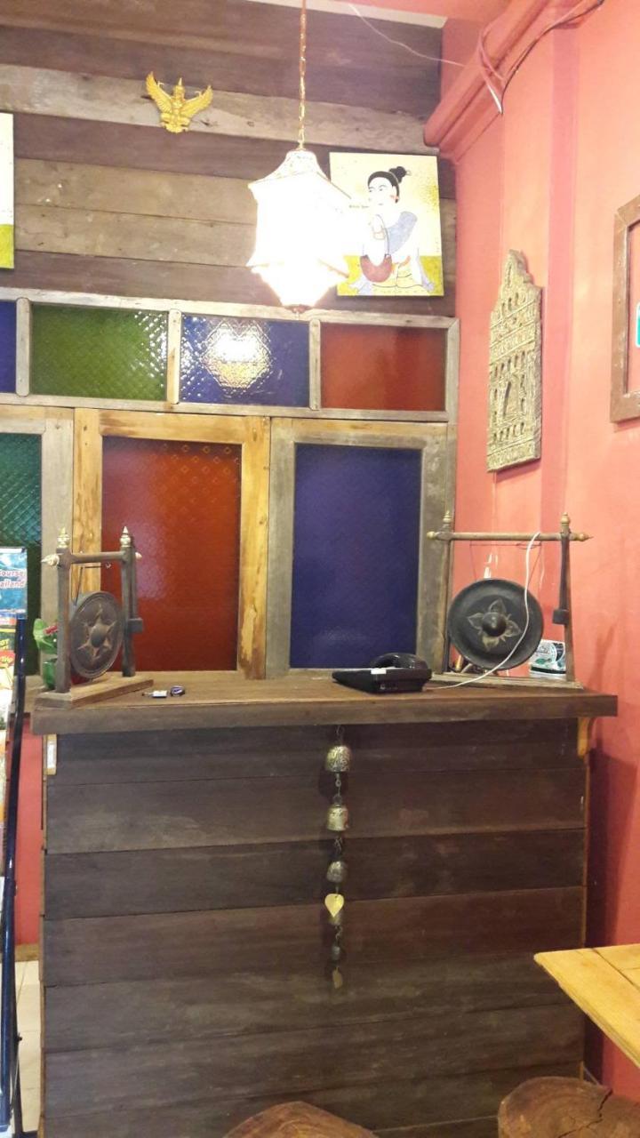 @Lanna House (Adults Only) Hostel Chiang Mai Buitenkant foto